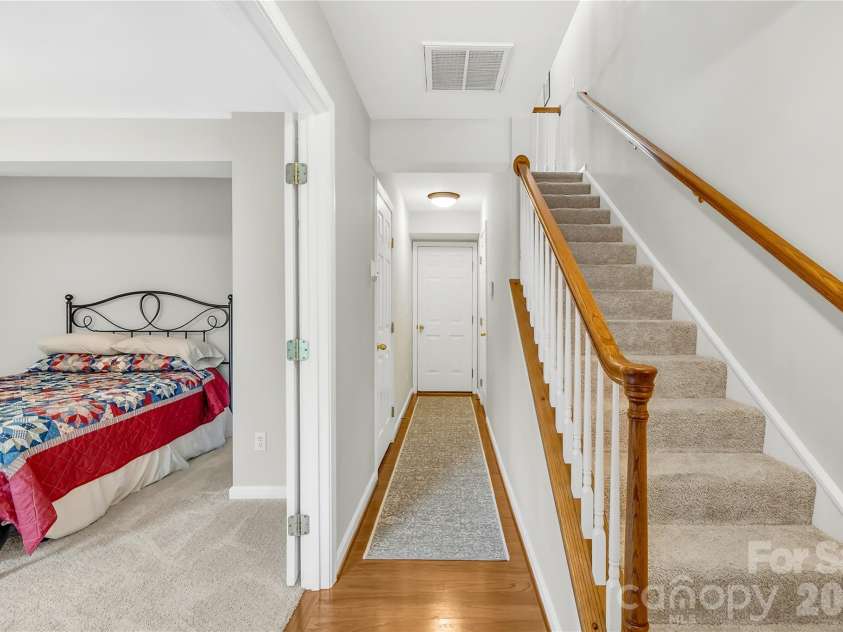 15711 King Louis Court, Charlotte, NC 28277.  MLS# CAR4381034, YatesRealty ID 24711. Lower Level Entryway