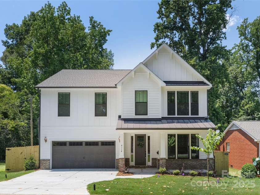 4114 Mantle Court, Charlotte, NC 28205.  MLS# CAR4279758, YatesRealty ID 24712. 