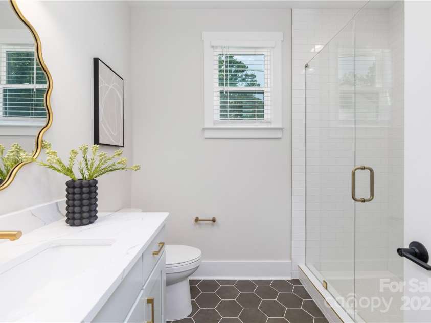 4114 Mantle Court, Charlotte, NC 28205.  MLS# CAR4279758, YatesRealty ID 24712. 