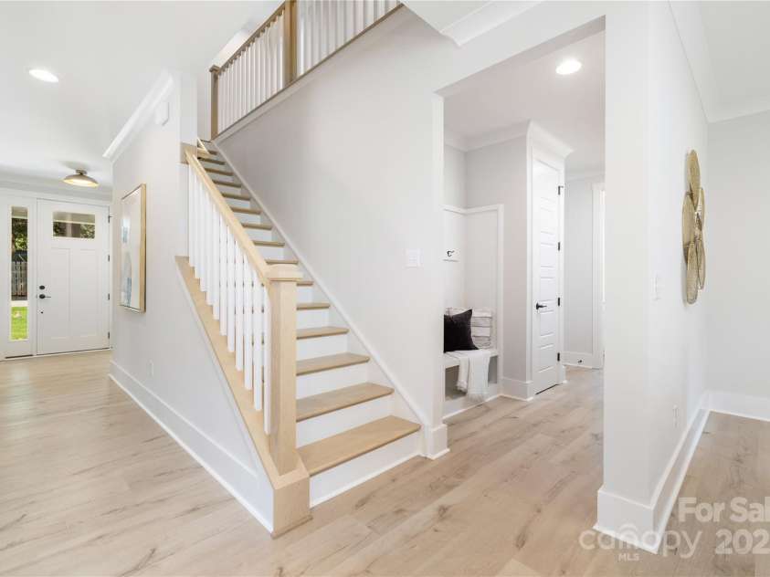 4114 Mantle Court, Charlotte, NC 28205.  MLS# CAR4279758, YatesRealty ID 24712. 