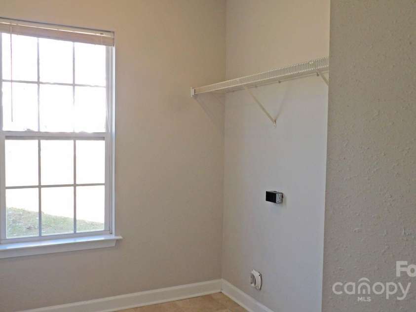 1367 Springview Court, Rock Hill, SC 29732.  MLS# CAR4252984, YatesRealty ID 24713. Laundry