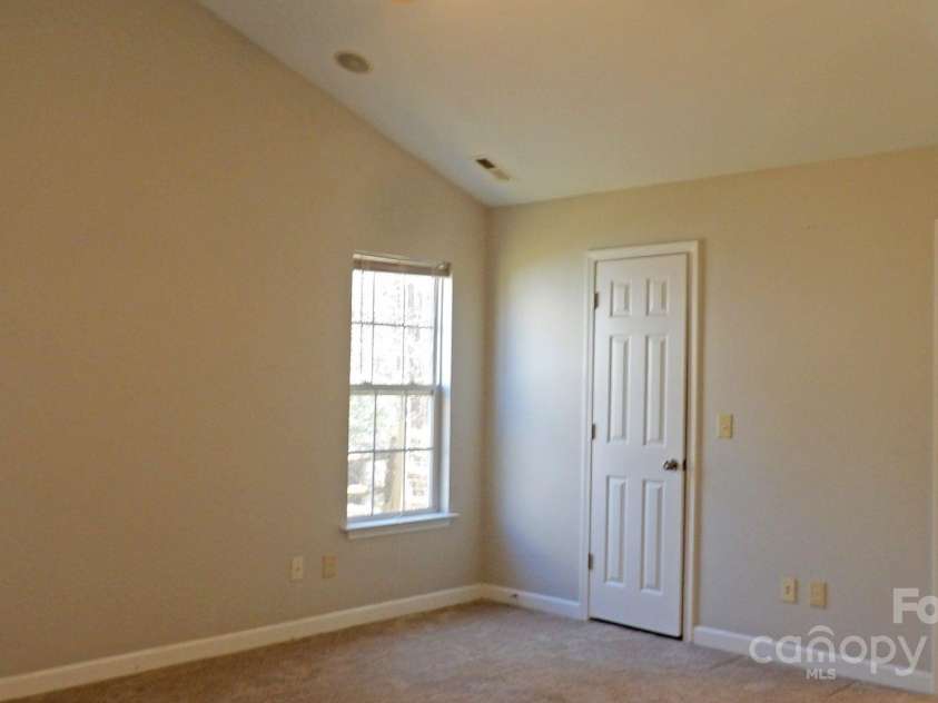 1367 Springview Court, Rock Hill, SC 29732.  MLS# CAR4252984, YatesRealty ID 24713. Owner's Bedroom