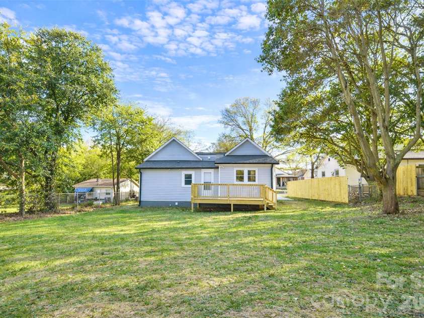 172 Eudy Drive, Concord, NC 28025.  MLS# CAR4338224, YatesRealty ID 24714. 
