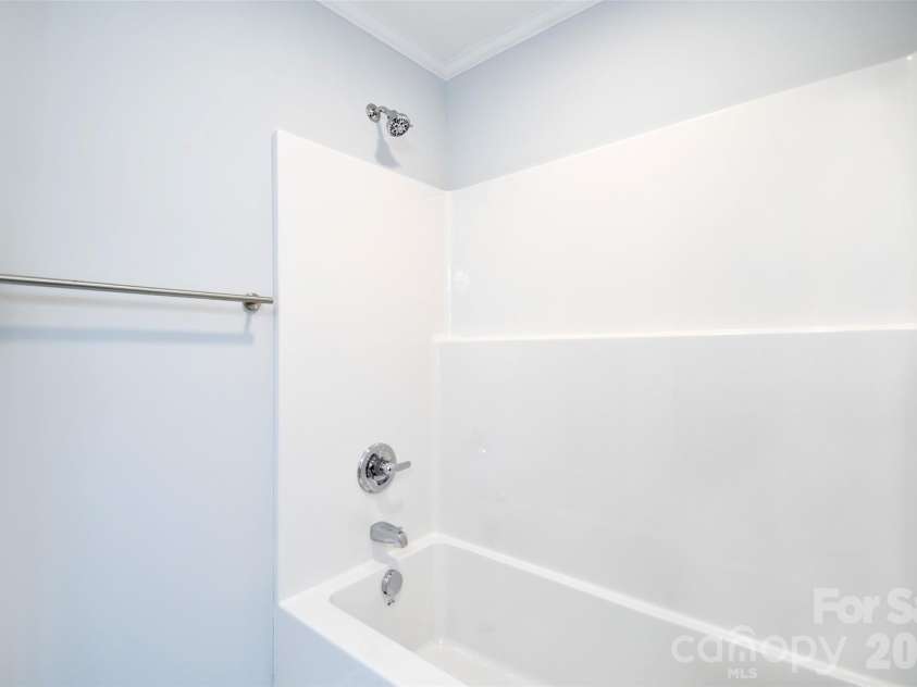 172 Eudy Drive, Concord, NC 28025.  MLS# CAR4338224, YatesRealty ID 24714. Bath 2