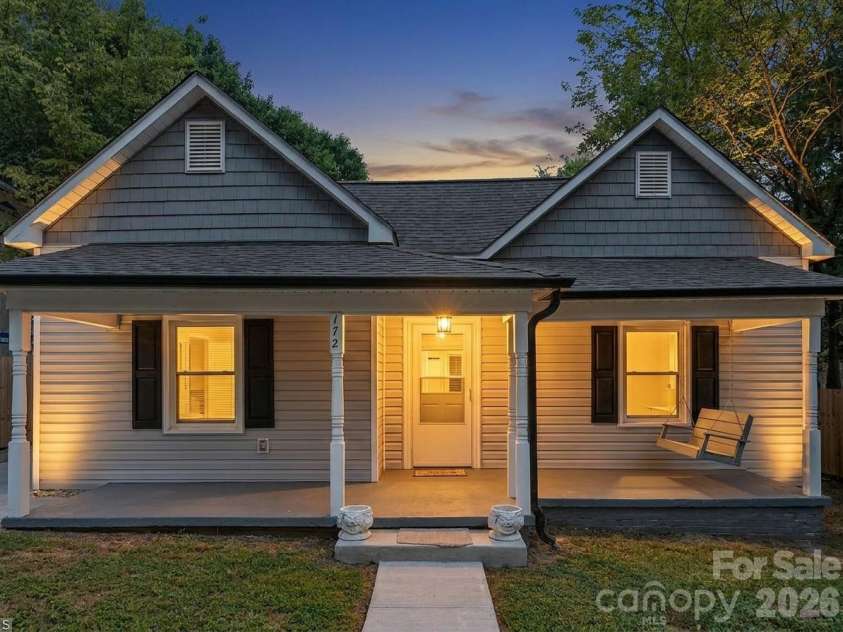 172 Eudy Drive, Concord, NC 28025.  MLS# CAR4422402, YatesRealty ID 24714. Welcome Home, this 3/2 awaits it's new owner.