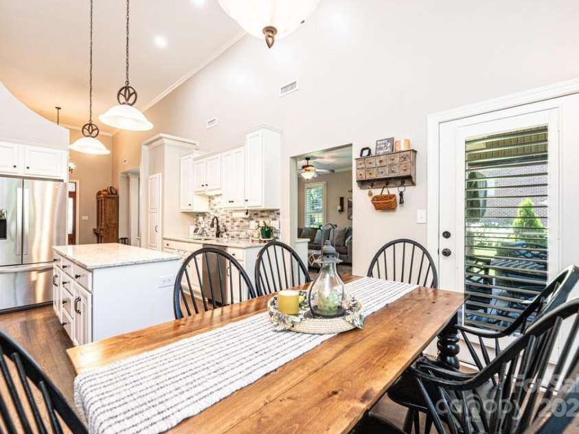 1083 Fox Chase Drive, Newton, NC 28658.  MLS# CAR4272943, YatesRealty ID 24715. 