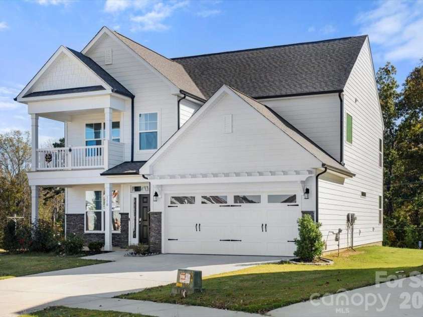 110 Cokesbury Road, Mooresville, NC 28115.  MLS# CAR4313929, YatesRealty ID 24716. 