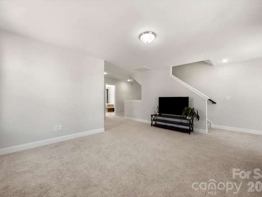 110 Cokesbury Road, Mooresville, NC 28115.  MLS# CAR4313929, YatesRealty ID 24716. Loft