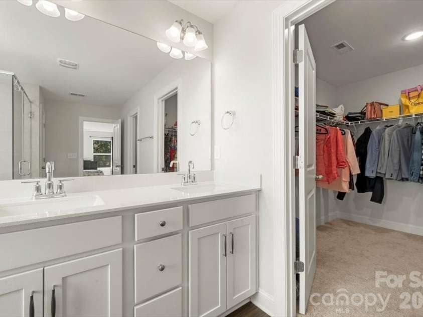 110 Cokesbury Road, Mooresville, NC 28115.  MLS# CAR4313929, YatesRealty ID 24716. Primary bath