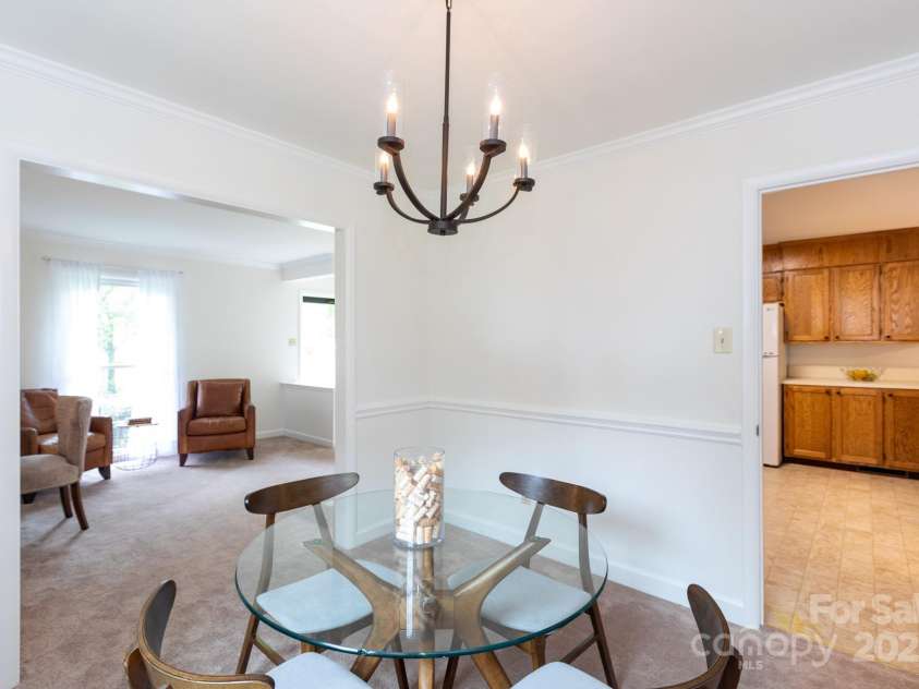 5727 Faulconbridge Road, Charlotte, NC 28227.  MLS# CAR4273885, YatesRealty ID 24716. 