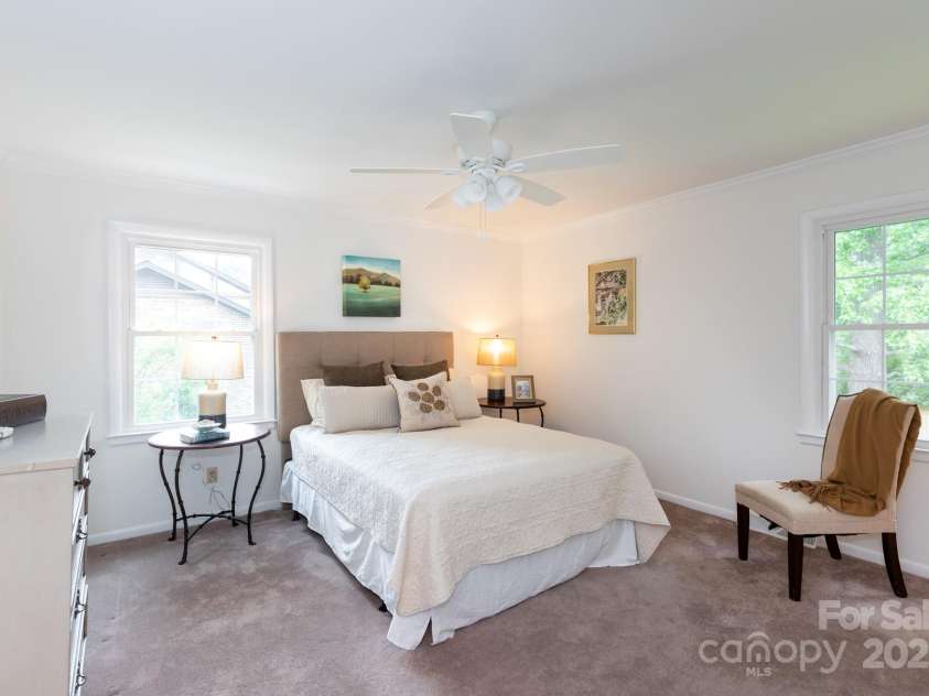 5727 Faulconbridge Road, Charlotte, NC 28227.  MLS# CAR4273885, YatesRealty ID 24716. 