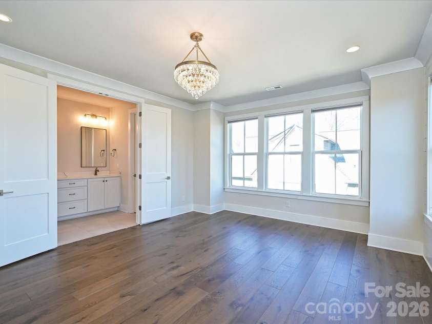 2428 Runnymede Lane, Charlotte, NC 28209.  MLS# CAR4342917, YatesRealty ID 24717. 