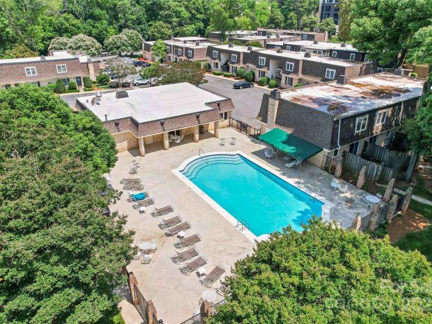 3520 Colony Road, Charlotte, NC 28211.  MLS# CAR4264830, YatesRealty ID 24717. Enjoy summer days lounging by the community pool!