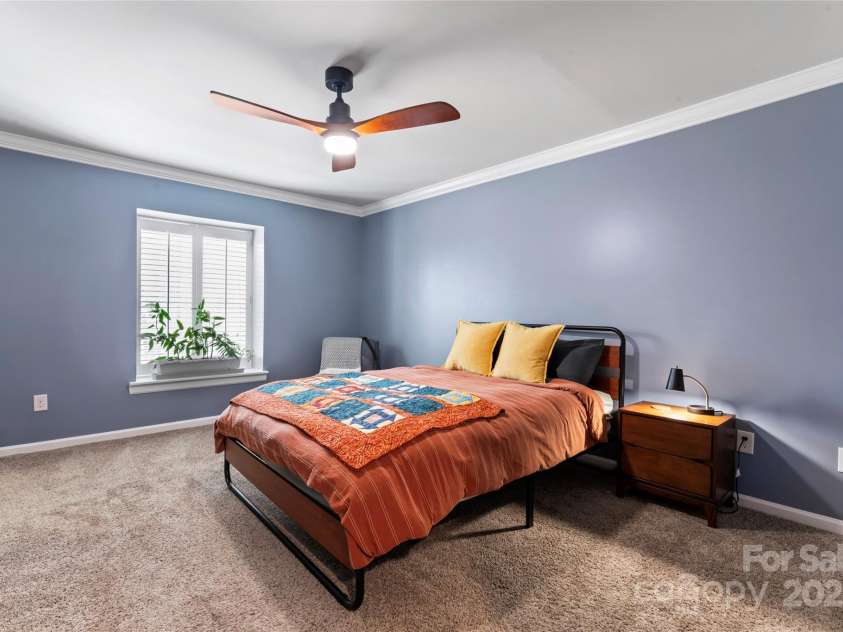 3520 Colony Road, Charlotte, NC 28211.  MLS# CAR4264830, YatesRealty ID 24717. Spacious Primary Bedroom