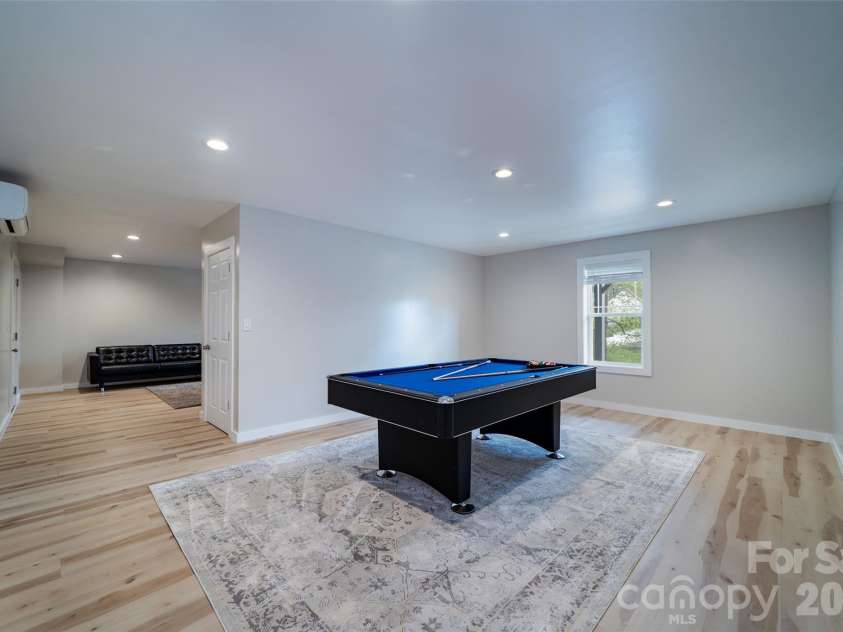 16 DanielBrooke Drive, Asheville, NC 28806.  MLS# CAR4371229, YatesRealty ID 24719. 