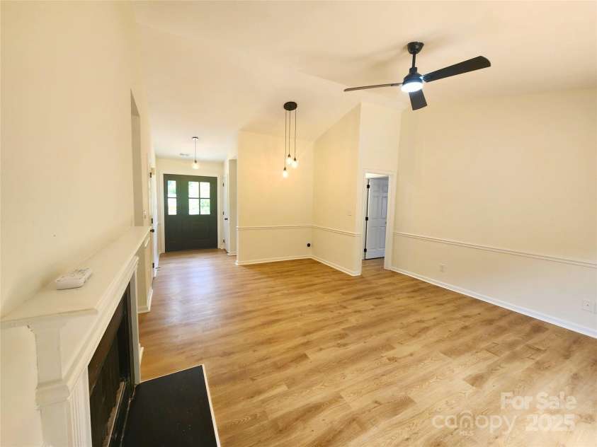 3106 Faircroft Way, Monroe, NC 28110.  MLS# CAR4273527, YatesRealty ID 24719. Beautiful Laminate Floors Throuhjout