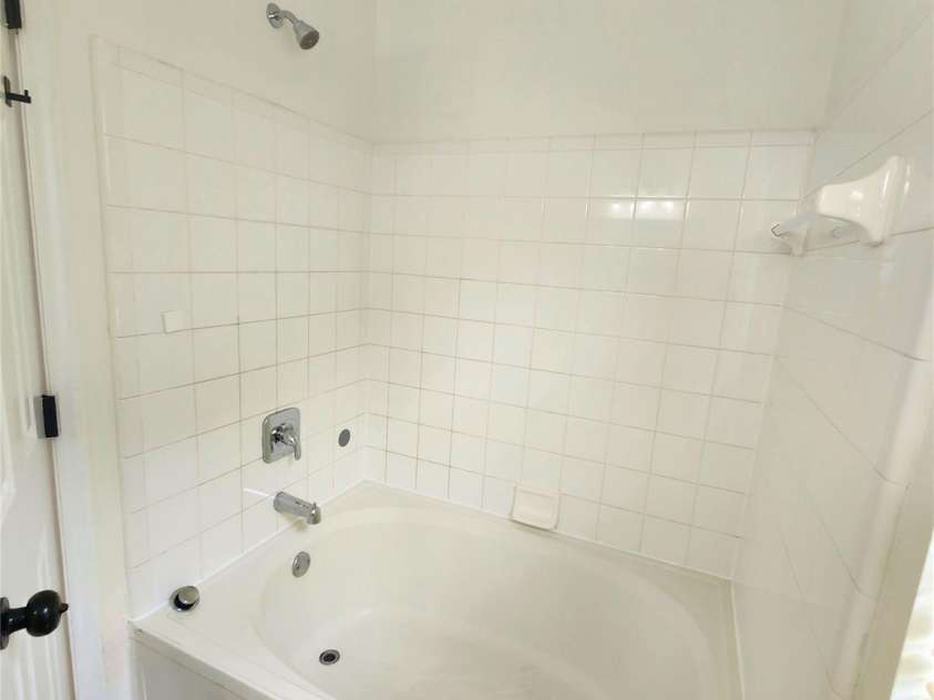 3106 Faircroft Way, Monroe, NC 28110.  MLS# CAR4273527, YatesRealty ID 24719. Soaking Tub and Shower