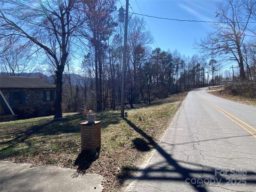 1161 Mountain Shadows Drive, Morganton, NC 28655.  MLS# CAR4231001, YatesRealty ID 2472. 