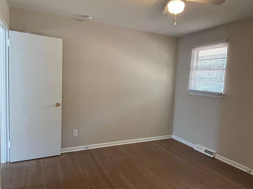 3125 Marlborough Road, Charlotte, NC 28208.  MLS# CAR4309068, YatesRealty ID 2472. 