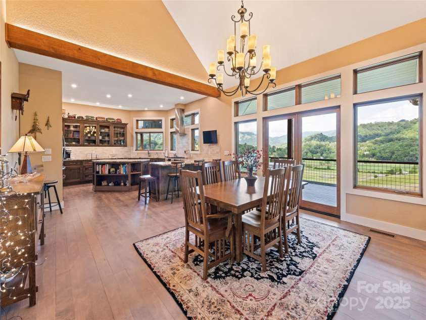 164 Flowing Hills Drive, Clyde, NC 28721.  MLS# CAR4277265, YatesRealty ID 24720. 