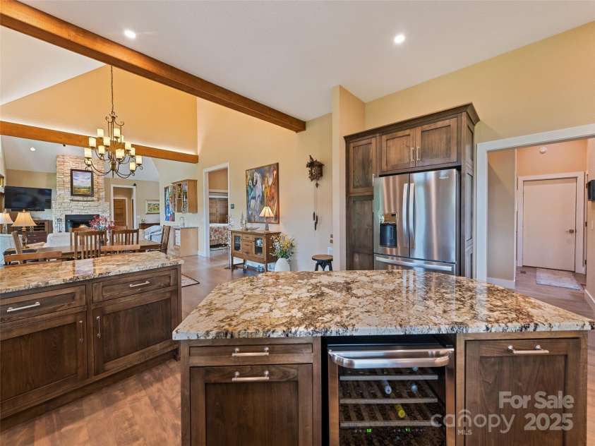 164 Flowing Hills Drive, Clyde, NC 28721.  MLS# CAR4277265, YatesRealty ID 24720. 