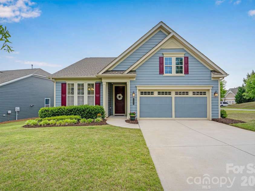 8306 Festival Way, Charlotte, NC 28215.  MLS# CAR4379214, YatesRealty ID 24720. 