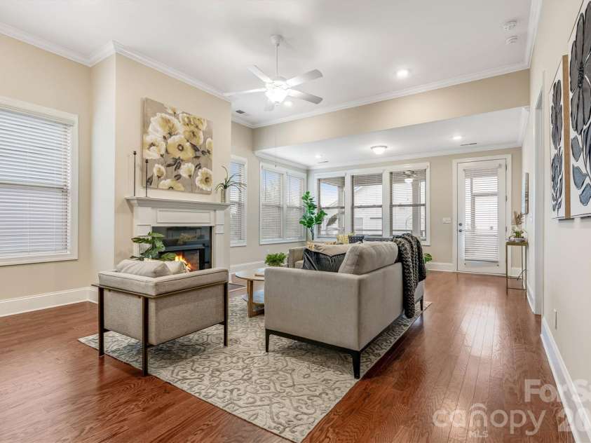 8306 Festival Way, Charlotte, NC 28215.  MLS# CAR4379214, YatesRealty ID 24720. 