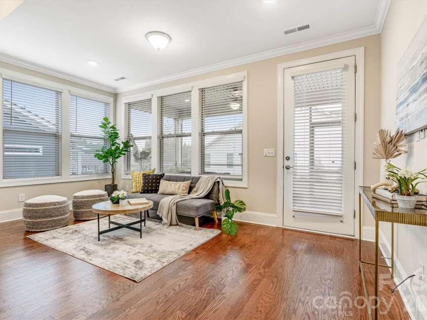 8306 Festival Way, Charlotte, NC 28215.  MLS# CAR4379214, YatesRealty ID 24720. 