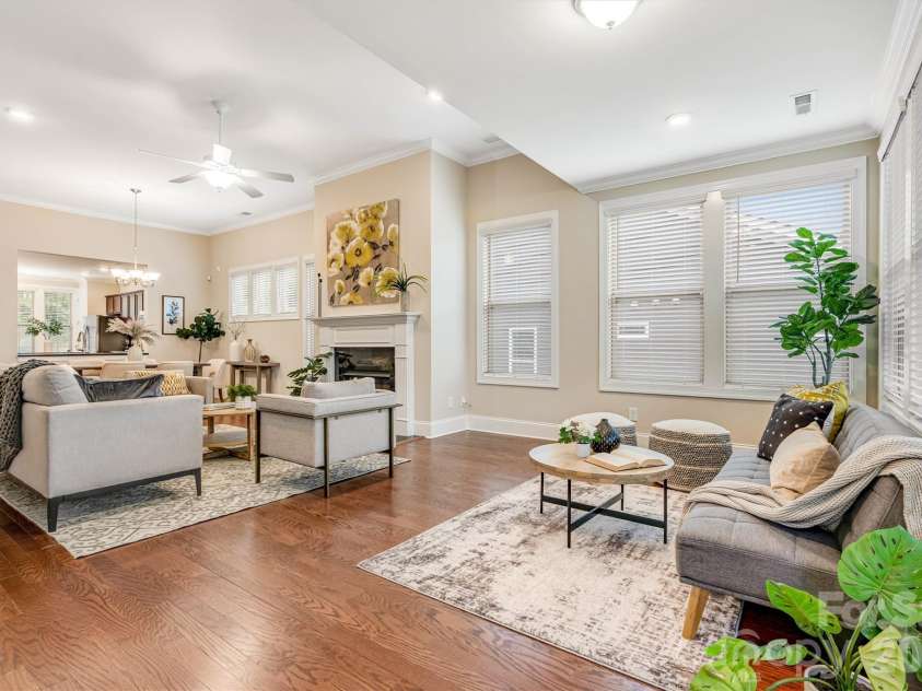 8306 Festival Way, Charlotte, NC 28215.  MLS# CAR4379214, YatesRealty ID 24720. 
