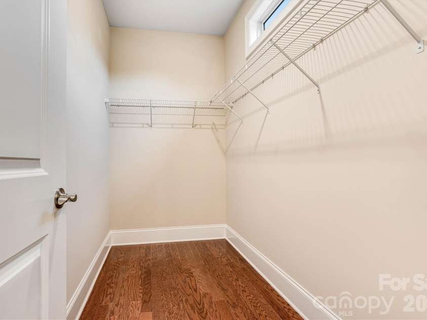 8306 Festival Way, Charlotte, NC 28215.  MLS# CAR4379214, YatesRealty ID 24720. 