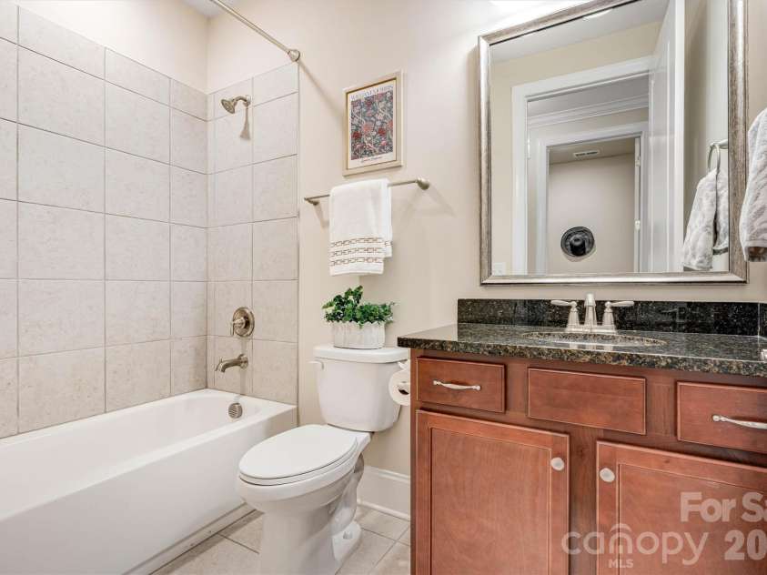 8306 Festival Way, Charlotte, NC 28215.  MLS# CAR4379214, YatesRealty ID 24720. 