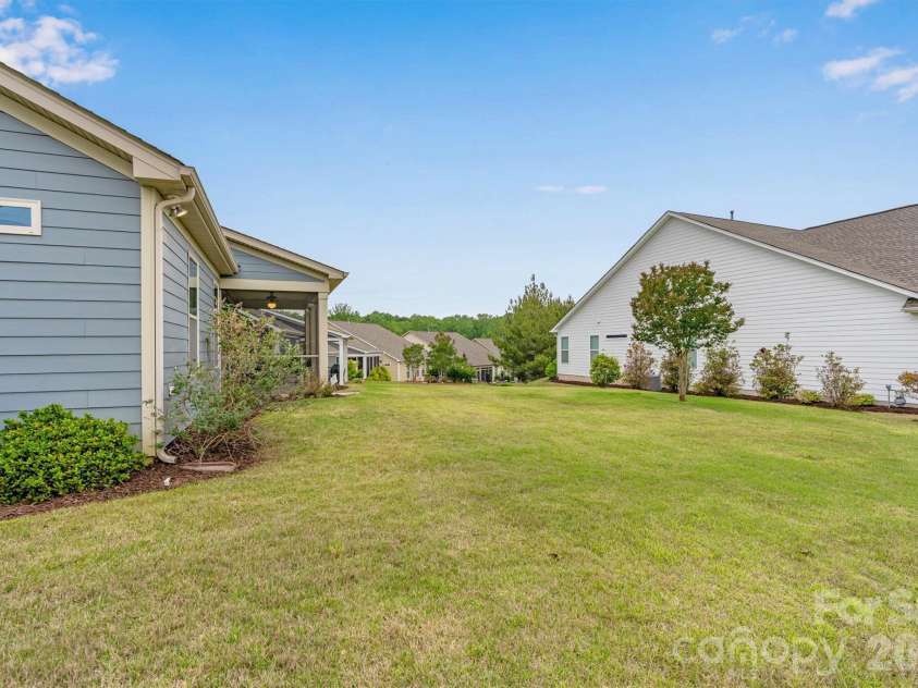 8306 Festival Way, Charlotte, NC 28215.  MLS# CAR4379214, YatesRealty ID 24720. 