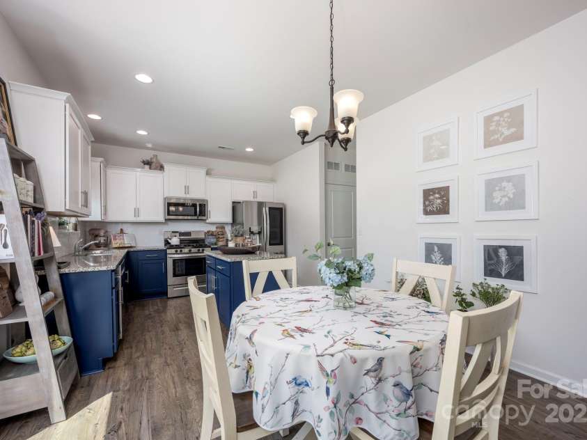 116 Kingsway Drive, Mooresville, NC 28115.  MLS# CAR4274350, YatesRealty ID 24721. 