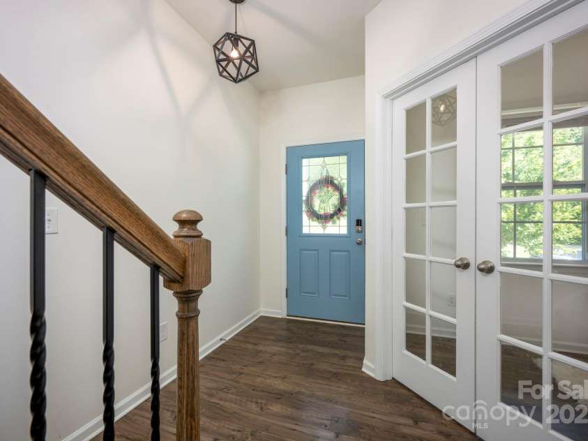 116 Kingsway Drive, Mooresville, NC 28115.  MLS# CAR4274350, YatesRealty ID 24721. 