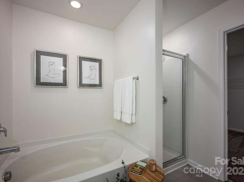 116 Kingsway Drive, Mooresville, NC 28115.  MLS# CAR4274350, YatesRealty ID 24721. 