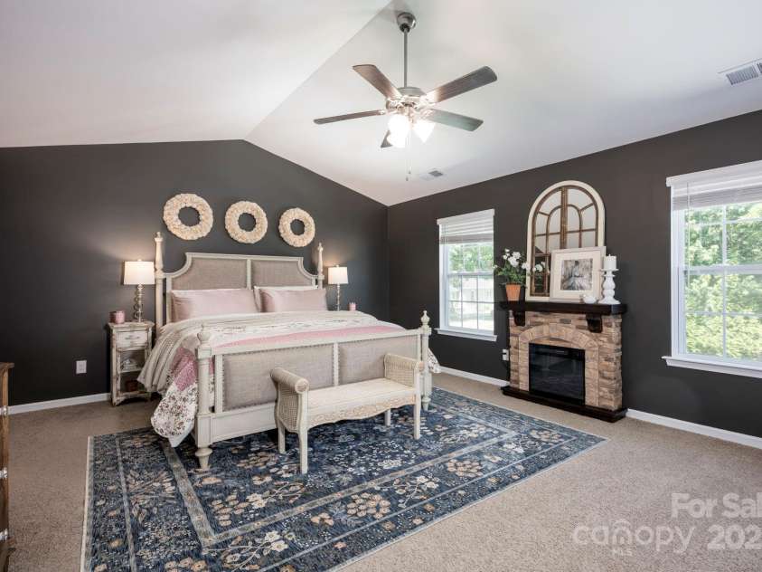 116 Kingsway Drive, Mooresville, NC 28115.  MLS# CAR4314765, YatesRealty ID 24721. 