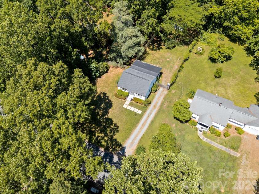 5235 Auburndale Road, Charlotte, NC 28205.  MLS# CAR4381589, YatesRealty ID 24721. 
