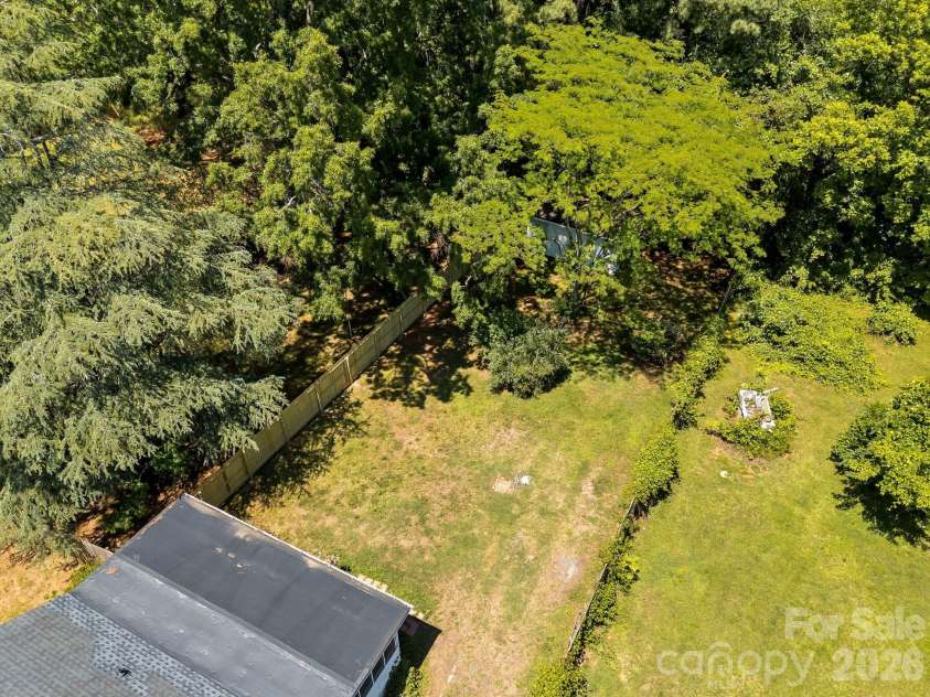 5235 Auburndale Road, Charlotte, NC 28205.  MLS# CAR4381589, YatesRealty ID 24721. 