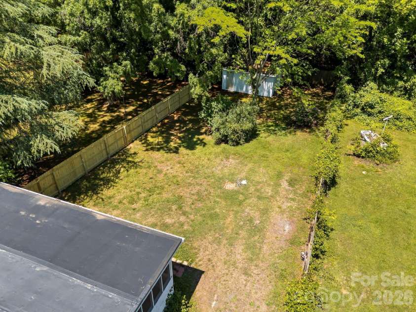 5235 Auburndale Road, Charlotte, NC 28205.  MLS# CAR4381589, YatesRealty ID 24721. 