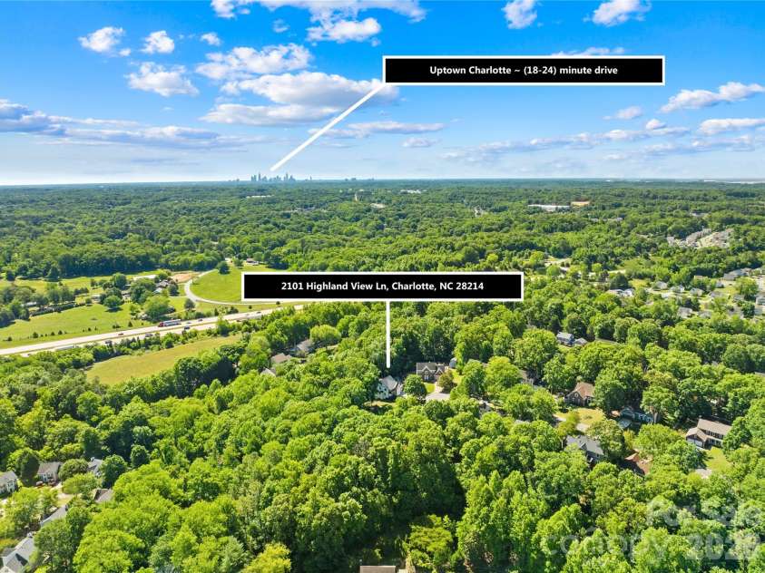 2101 Highland View Lane, Charlotte, NC 28214.  MLS# CAR4385026, YatesRealty ID 24722. 