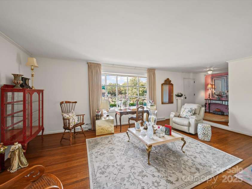 3008 Imperial Drive, Gastonia, NC 28054.  MLS# CAR4278467, YatesRealty ID 24722. 