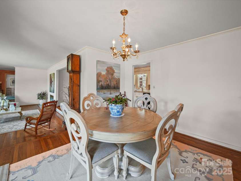 3008 Imperial Drive, Gastonia, NC 28054.  MLS# CAR4278467, YatesRealty ID 24722. 