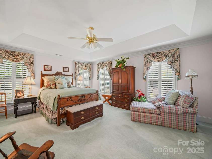 3008 Imperial Drive, Gastonia, NC 28054.  MLS# CAR4278467, YatesRealty ID 24722. 
