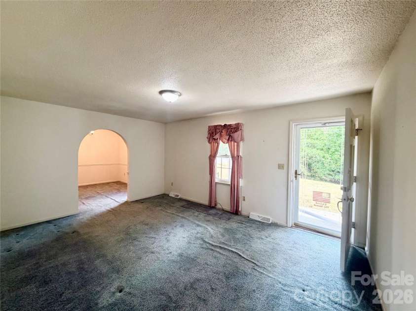 232 Chase Drive, Forest City, NC 28043.  MLS# CAR4375456, YatesRealty ID 24723. 