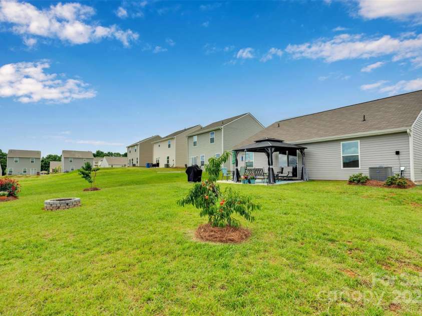 410 Apex Circle, Shelby, NC 28152.  MLS# CAR4269805, YatesRealty ID 24724. 