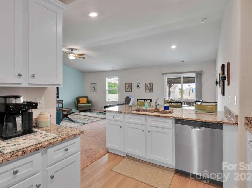 410 Apex Circle, Shelby, NC 28152.  MLS# CAR4269805, YatesRealty ID 24724. 