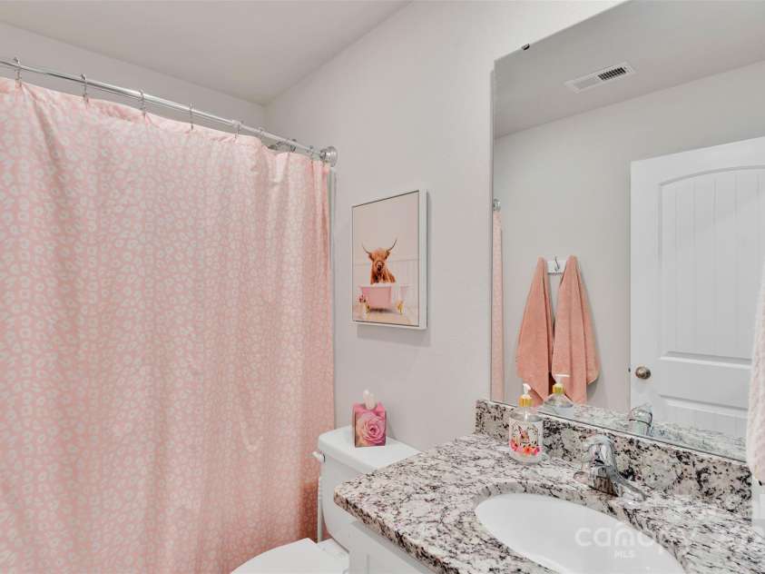 410 Apex Circle, Shelby, NC 28152.  MLS# CAR4269805, YatesRealty ID 24724. 