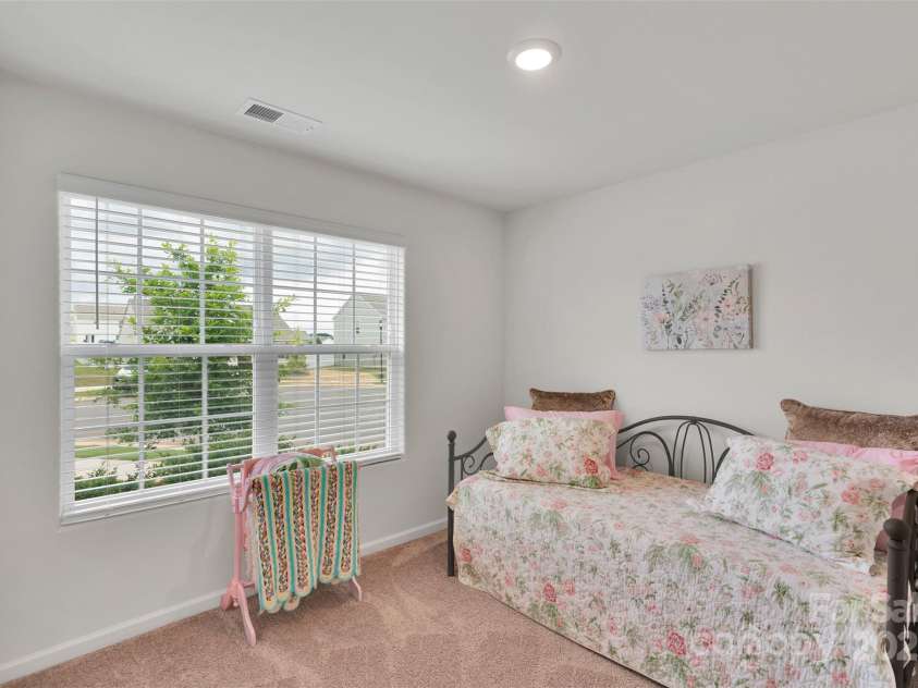 410 Apex Circle, Shelby, NC 28152.  MLS# CAR4269805, YatesRealty ID 24724. 