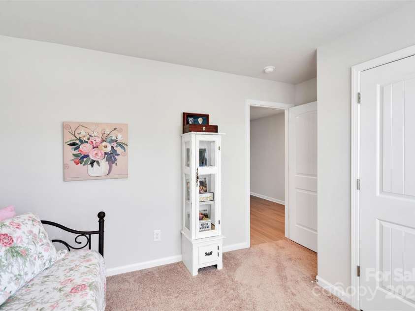 410 Apex Circle, Shelby, NC 28152.  MLS# CAR4269805, YatesRealty ID 24724. 