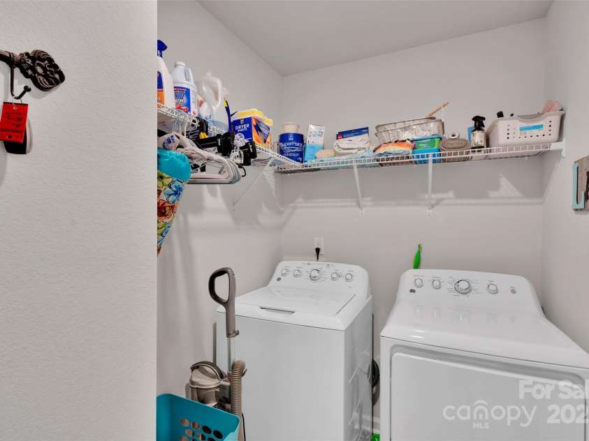 410 Apex Circle, Shelby, NC 28152.  MLS# CAR4269805, YatesRealty ID 24724. 